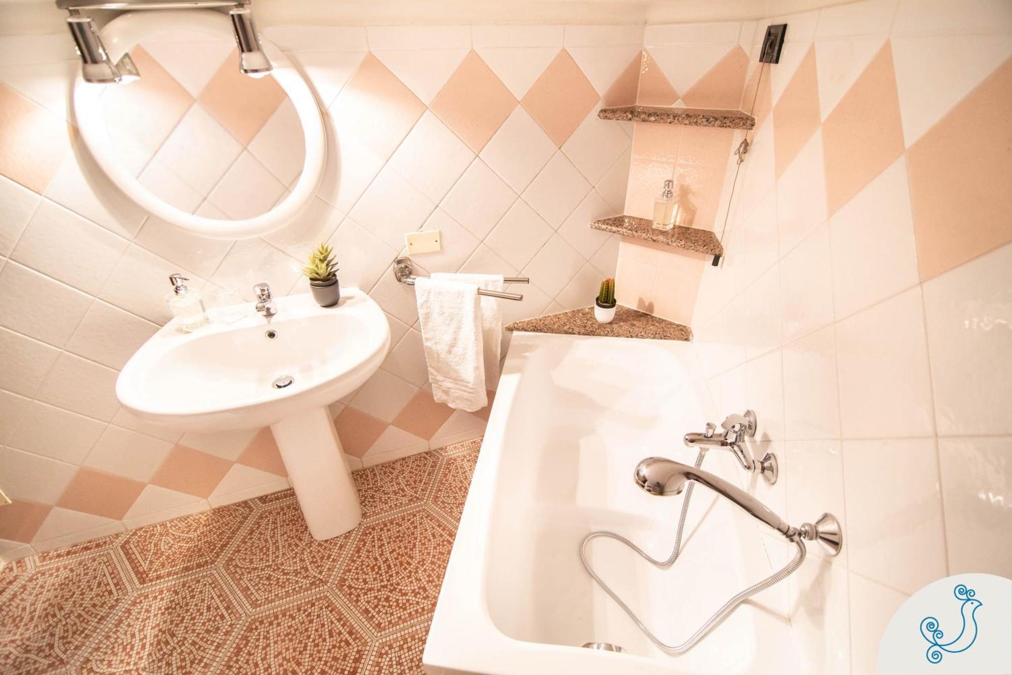 Manno 81 - Charming Historic Apartment Cagliari Luaran gambar